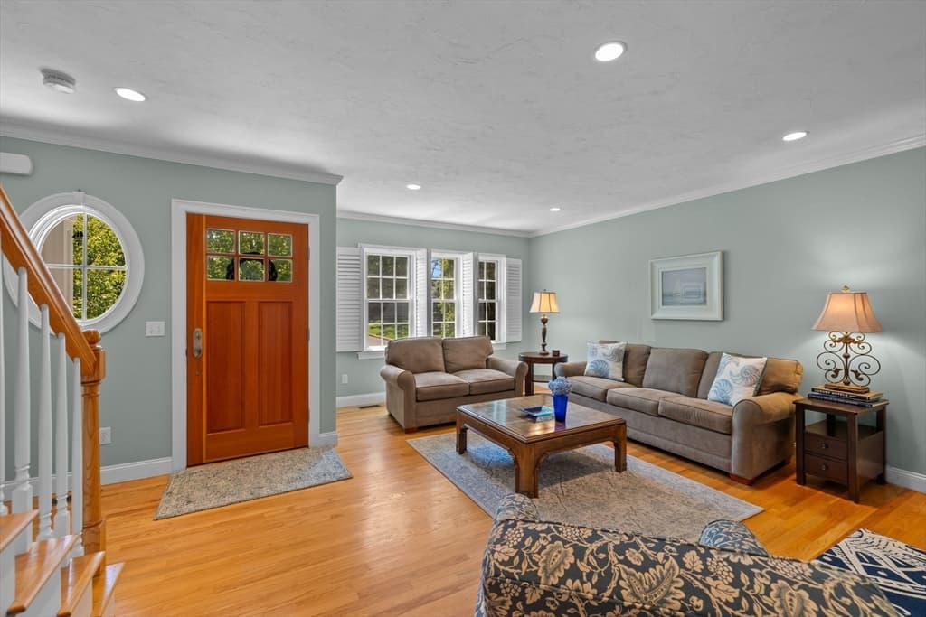 480 Main St # 15, Falmouth MA 02540 photo 4