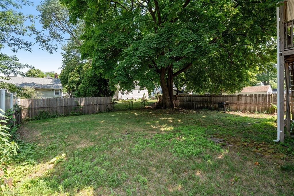 68 San Miguel St, Springfield MA 01104 photo 25