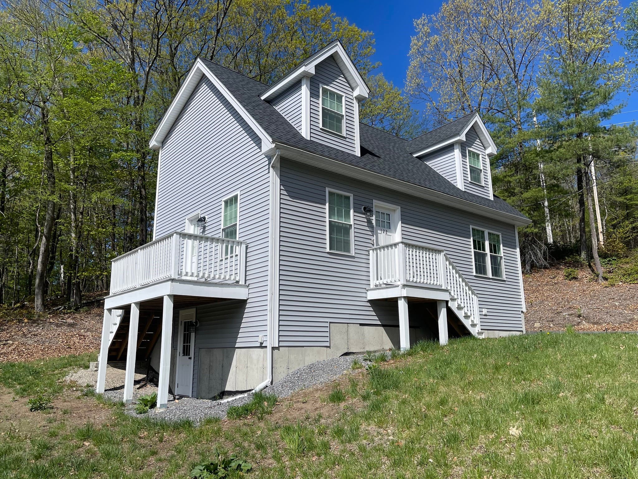 122 Swan Ave, Fitchburg MA 01420