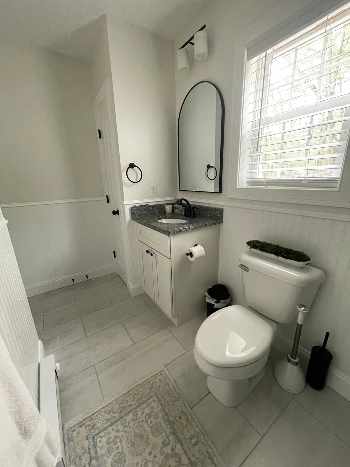 Single Family Residence at 122 Swan Ave, Fitchburg MA 01420, photo 14 of 20