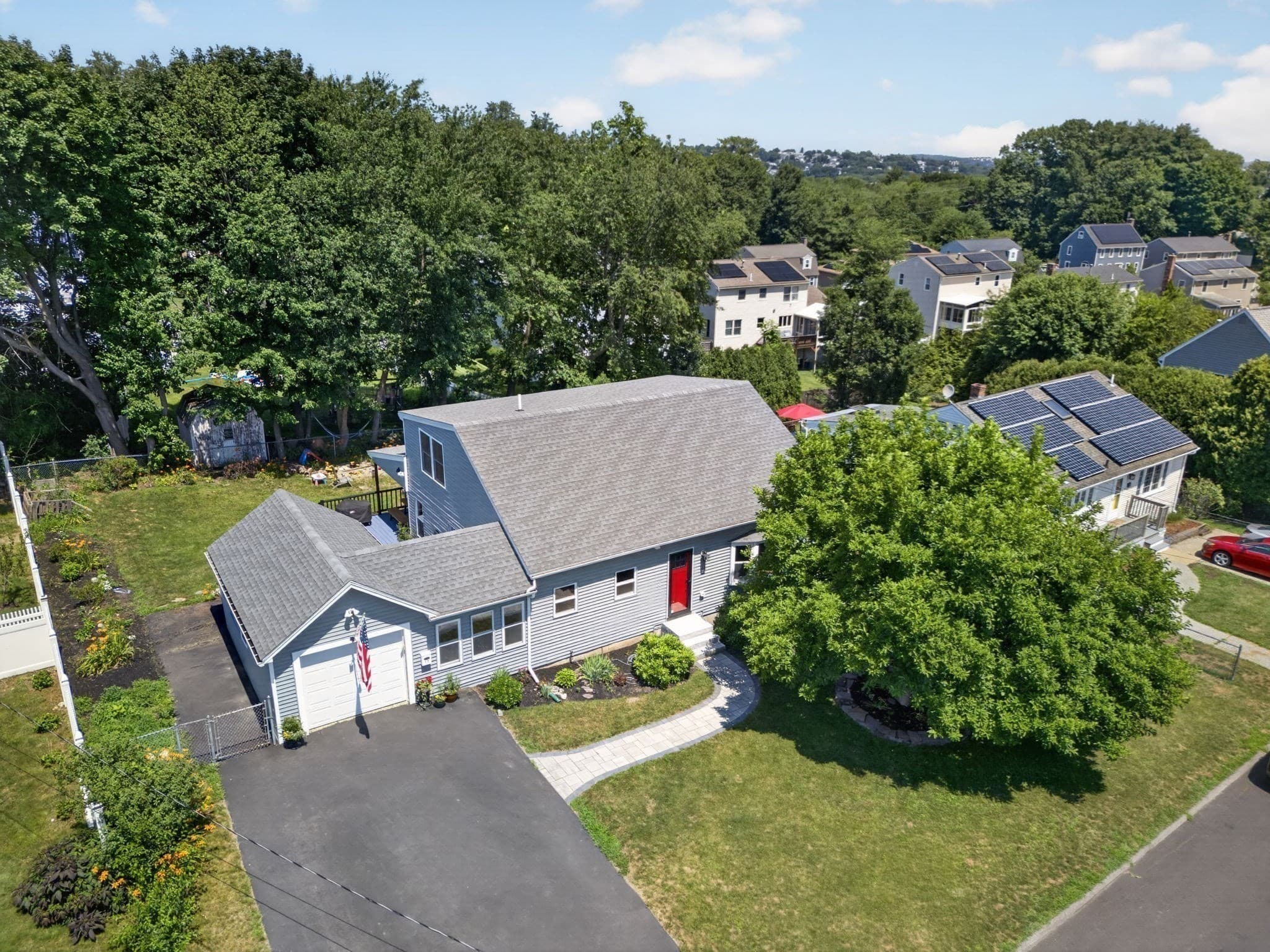 Single Family Residence at 17 Rockwood Ln, Lawrence MA 01843, Lawrence, photo 3 of 41