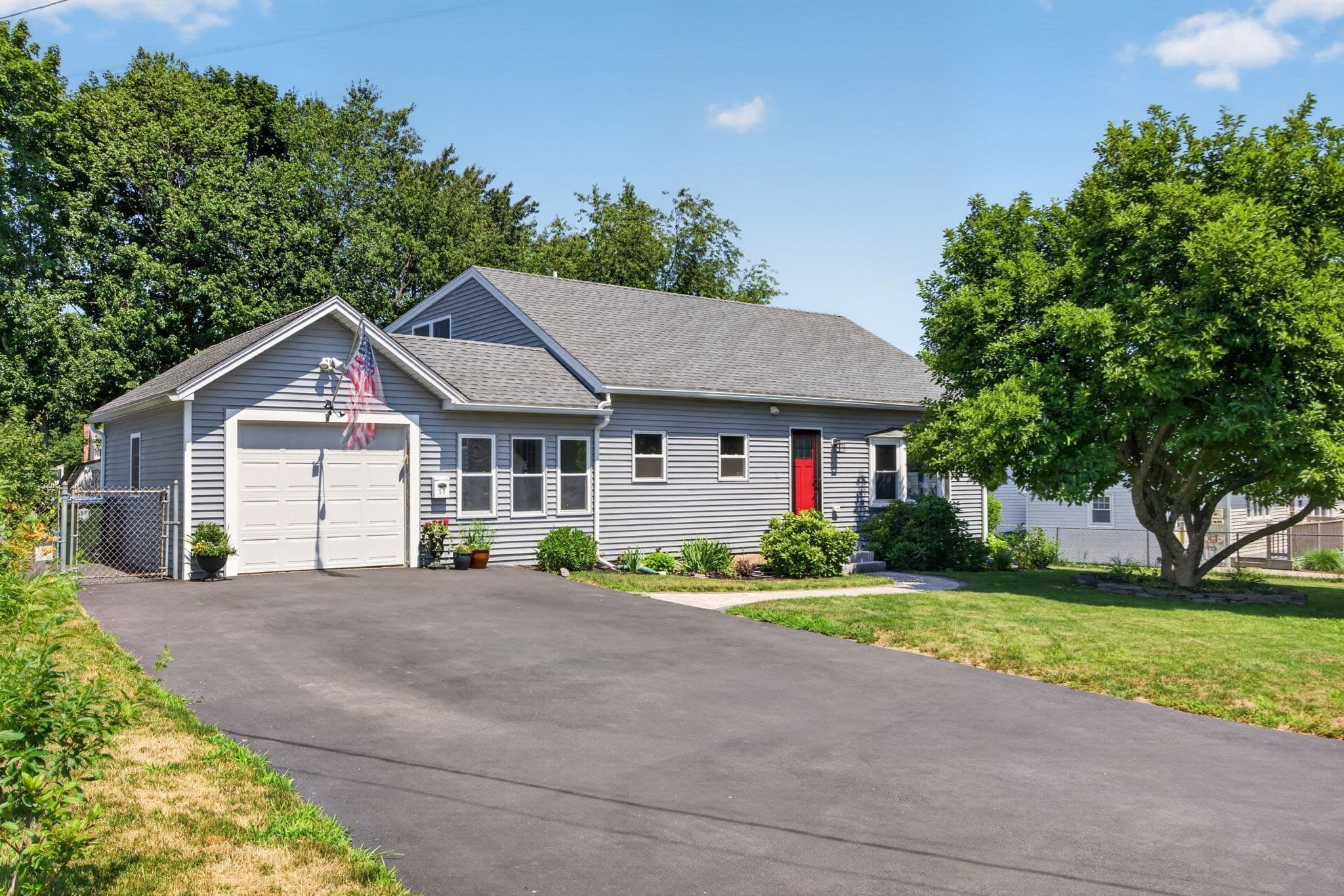 Single Family Residence at 17 Rockwood Ln, Lawrence MA 01843, Lawrence, photo 38 of 41