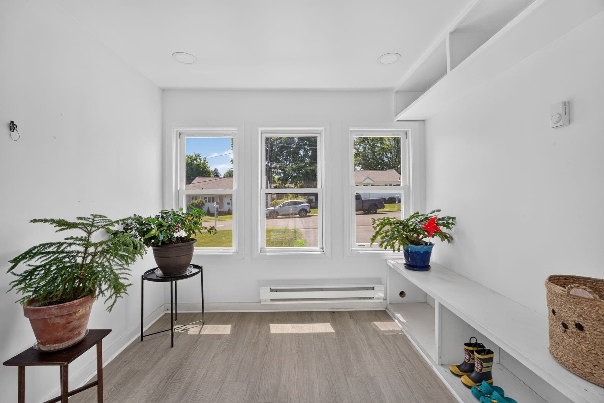 Single Family Residence at 17 Rockwood Ln, Lawrence MA 01843, Lawrence, photo 15 of 41