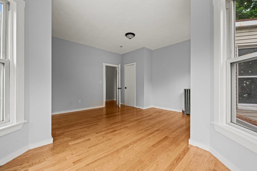 162 Washington St, Lynn MA 01902 photo 5