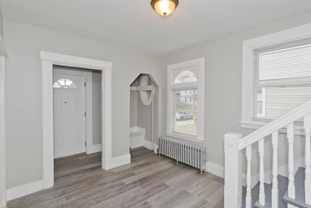 65 Montrose St, Springfield MA 01109 photo 5