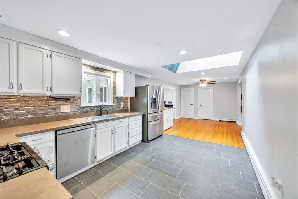 16 Pine View Dr, Barnstable MA 02635 photo 5
