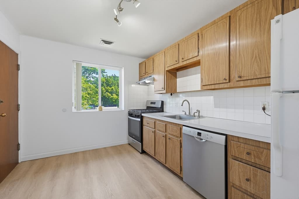 31 Bayberry Dr # 4, Sharon MA 02067 photo 13