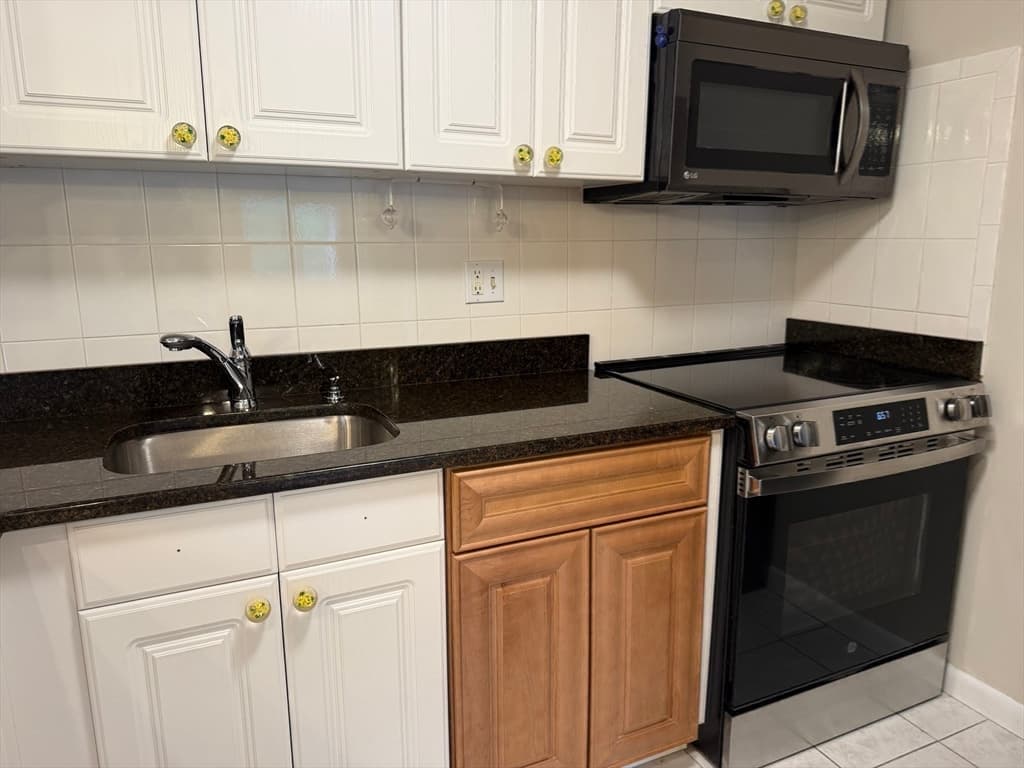 200 Park Terrace Dr # 257, Stoneham MA 02180 photo 17
