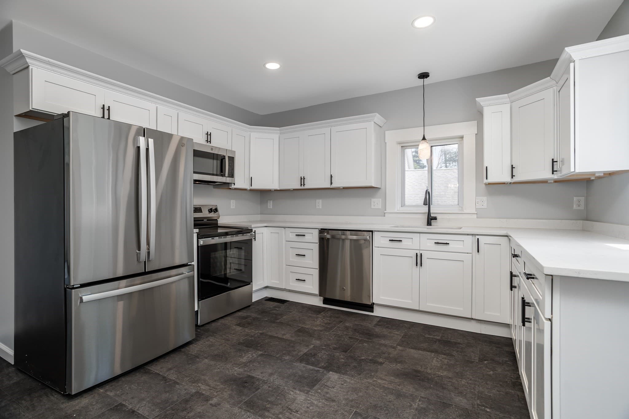 Single Family Residence at 38 Cottage Street, Leominster MA 01453, photo 14 of 29