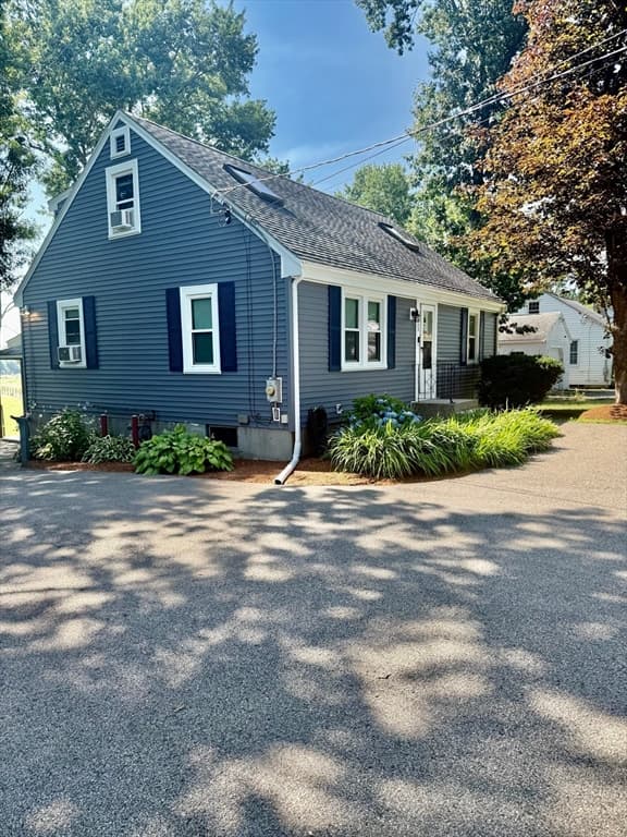 353 Plain St, Millis MA 02054