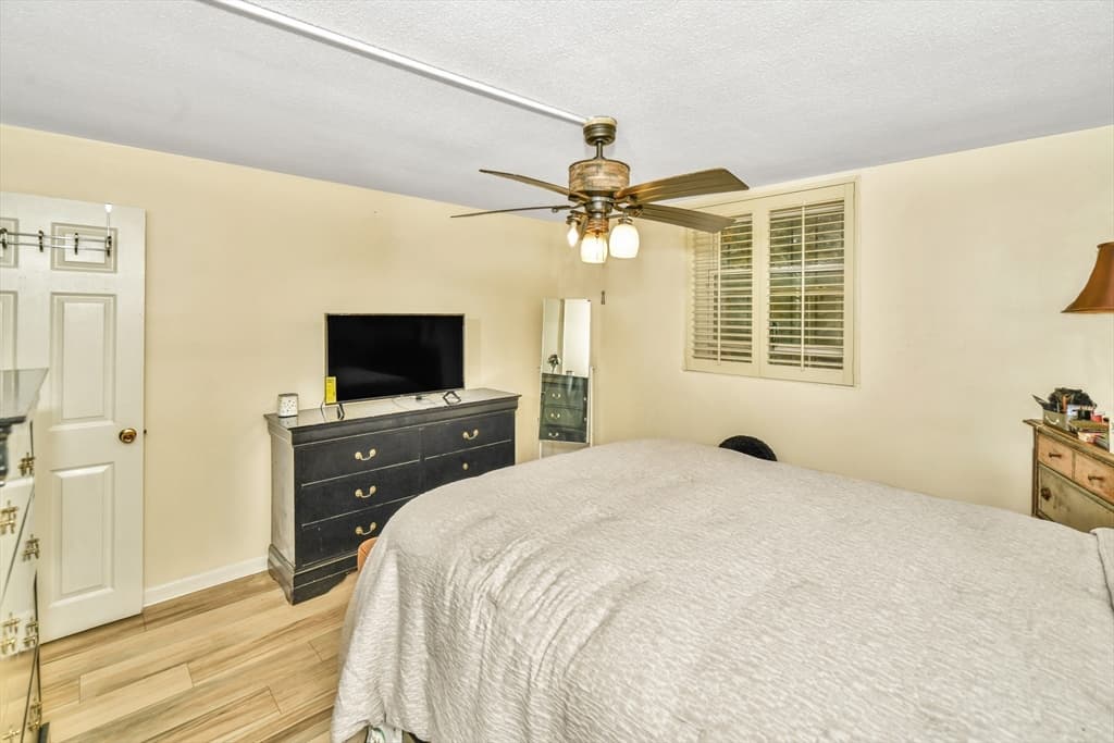 2089 Dorchester Ave # 3, Boston MA 02124 photo 3