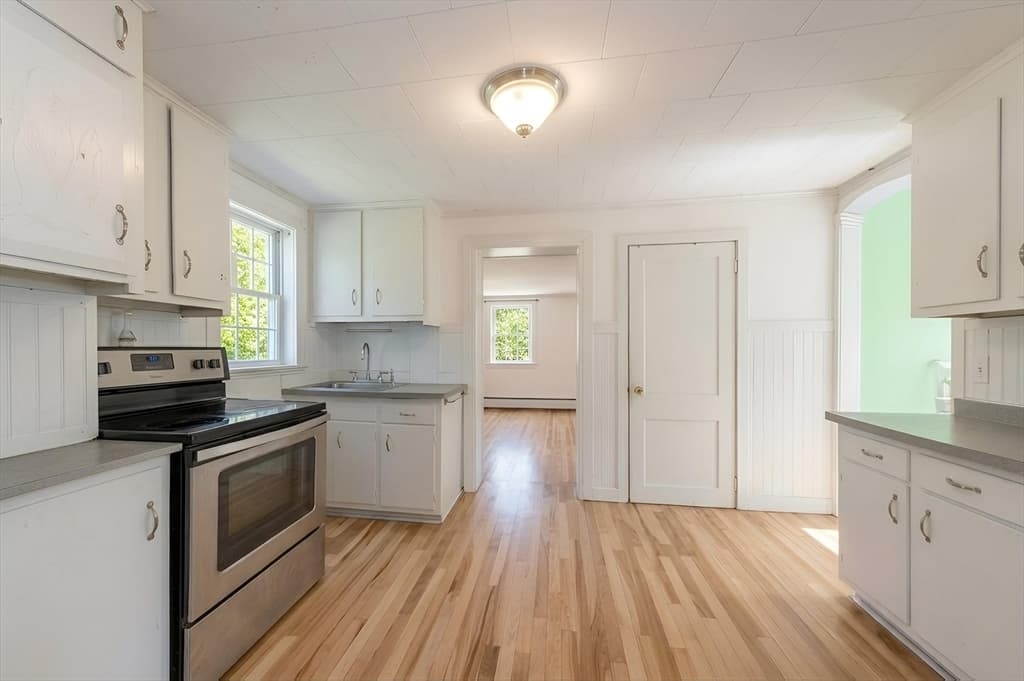 76 East Shore Road, Holbrook MA 02343 photo 2
