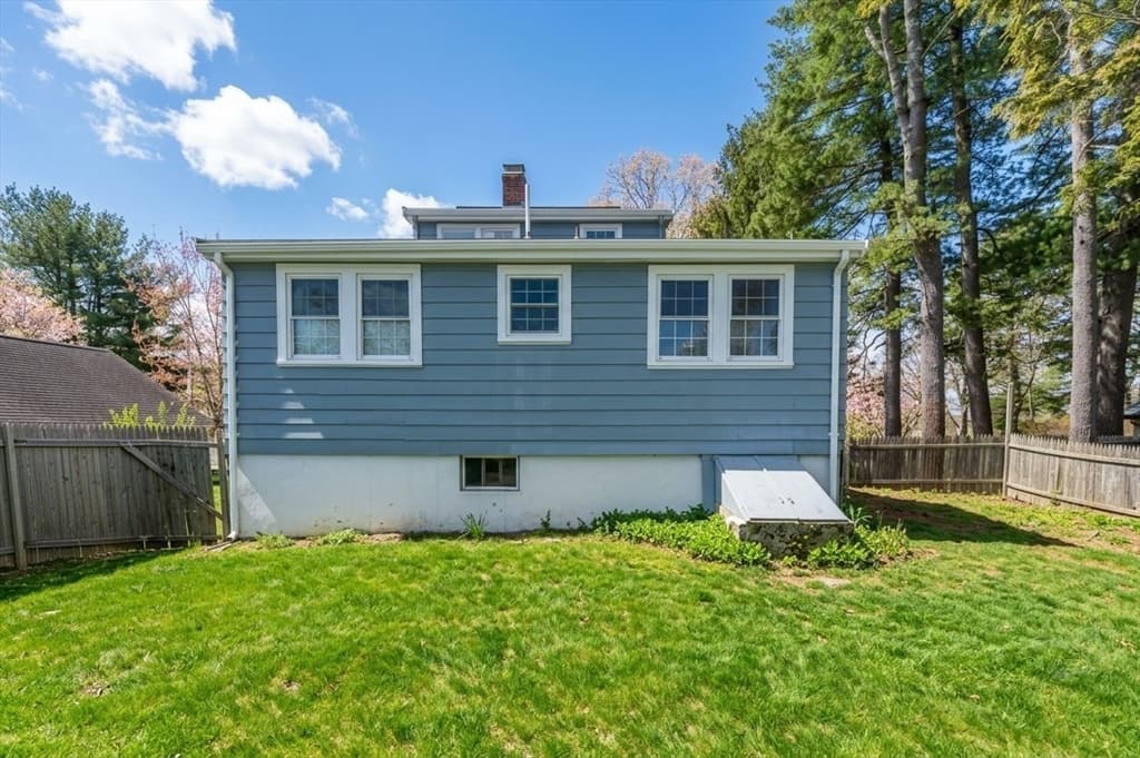 76 East Shore Road, Holbrook MA 02343 photo 22