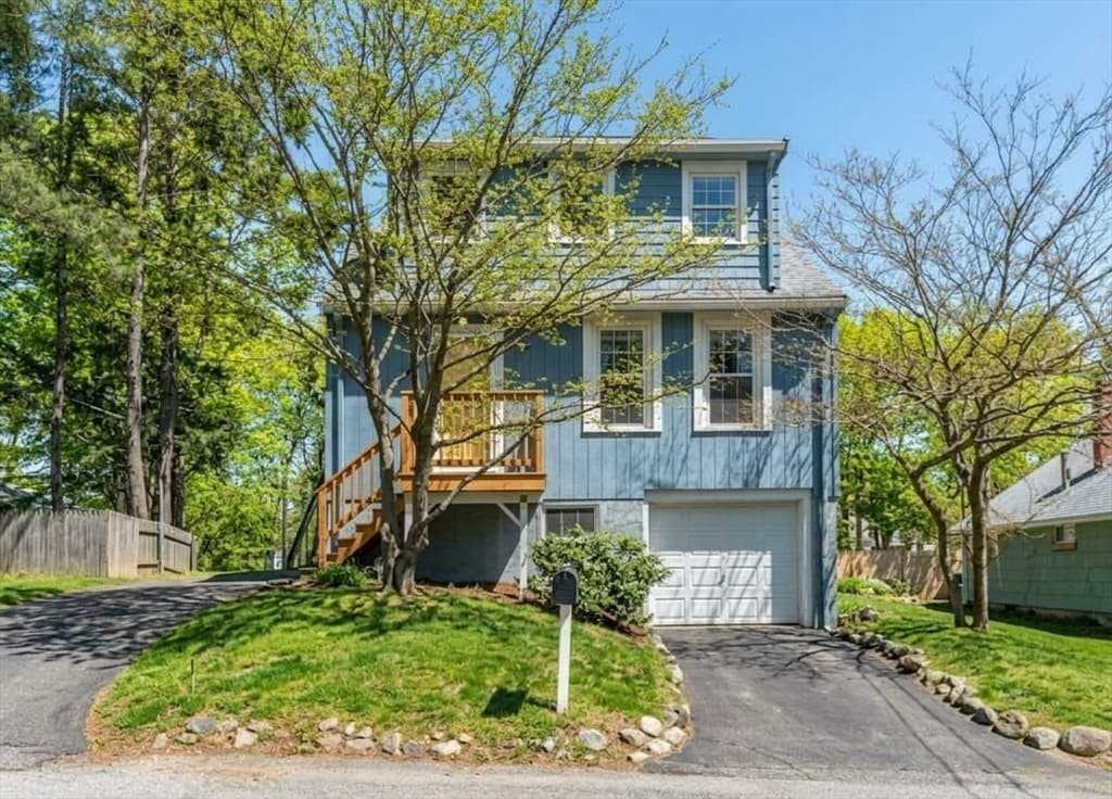 76 East Shore Road, Holbrook MA 02343