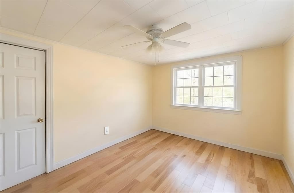 76 East Shore Road, Holbrook MA 02343 photo 10