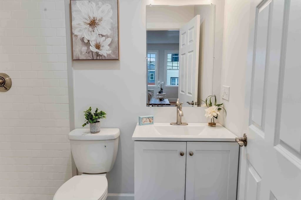 79 Temple St # 2, Revere MA 02151 photo 11