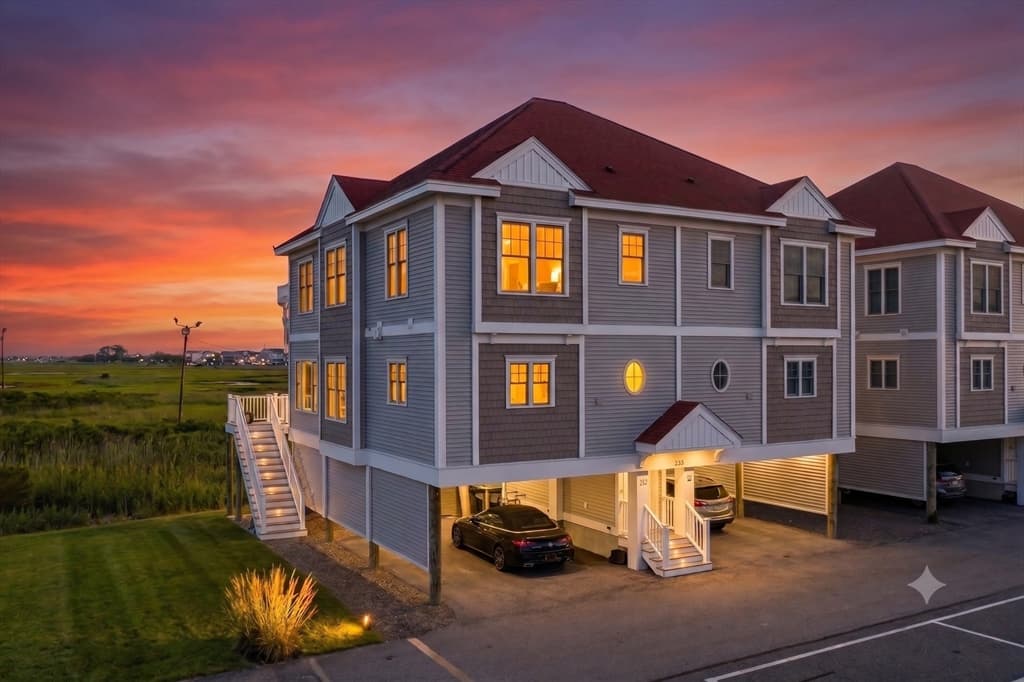 233 Beach Rd # B1, Salisbury MA 01952