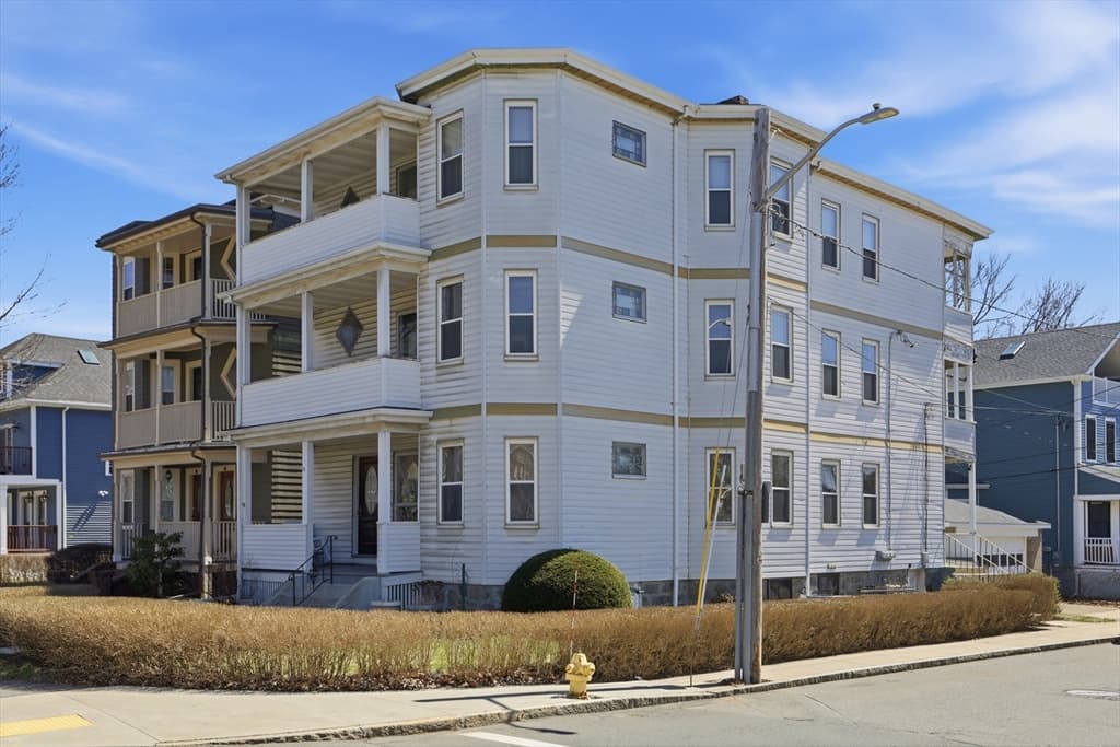 320 Fellsway West, Medford MA 02155