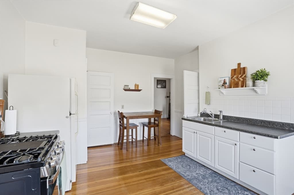 320 Fellsway West, Medford MA 02155 photo 9