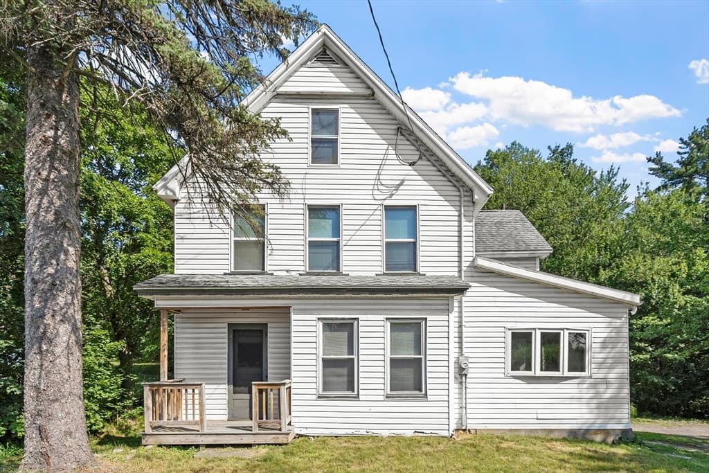 354 Massachusetts Ave, Lunenburg MA 01462