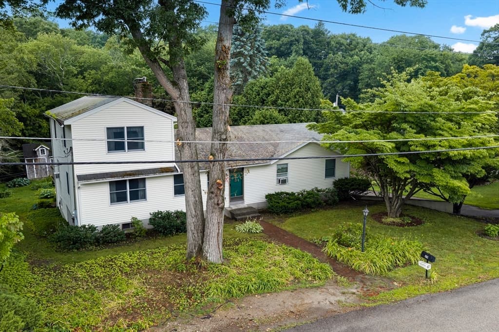 Single Family Residence at 20 Brentwood Dr, Dudley MA 01571, Dudley, photo 26 of 40