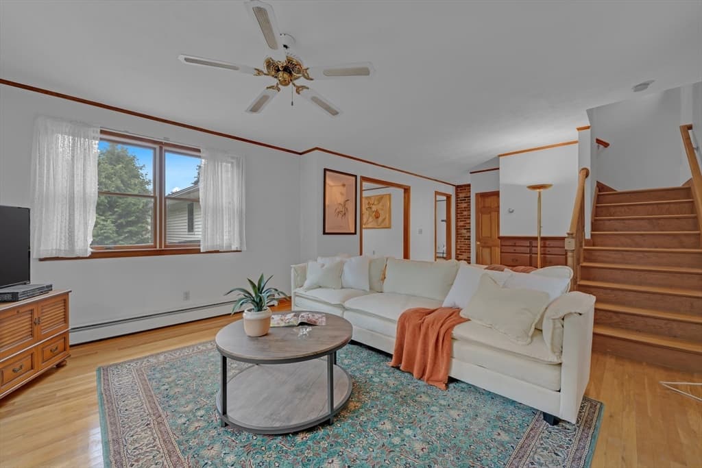 Single Family Residence at 20 Brentwood Dr, Dudley MA 01571, Dudley, photo 3 of 40