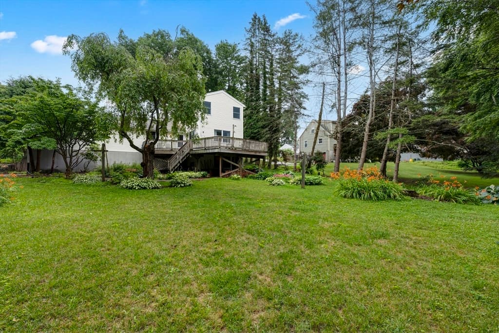 Single Family Residence at 20 Brentwood Dr, Dudley MA 01571, Dudley, photo 30 of 40