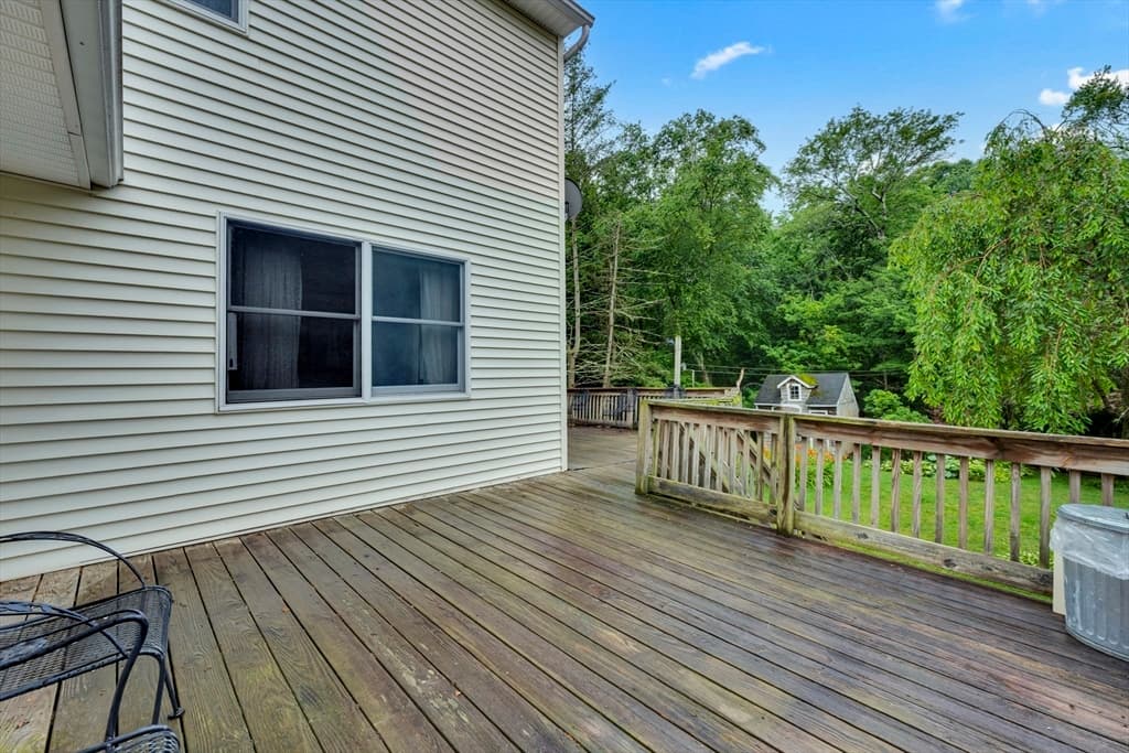 Single Family Residence at 20 Brentwood Dr, Dudley MA 01571, Dudley, photo 34 of 40