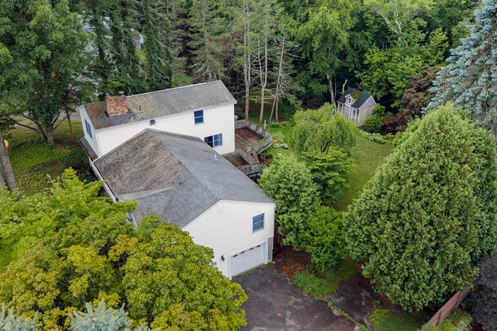Single Family Residence at 20 Brentwood Dr, Dudley MA 01571, Dudley, photo 33 of 40