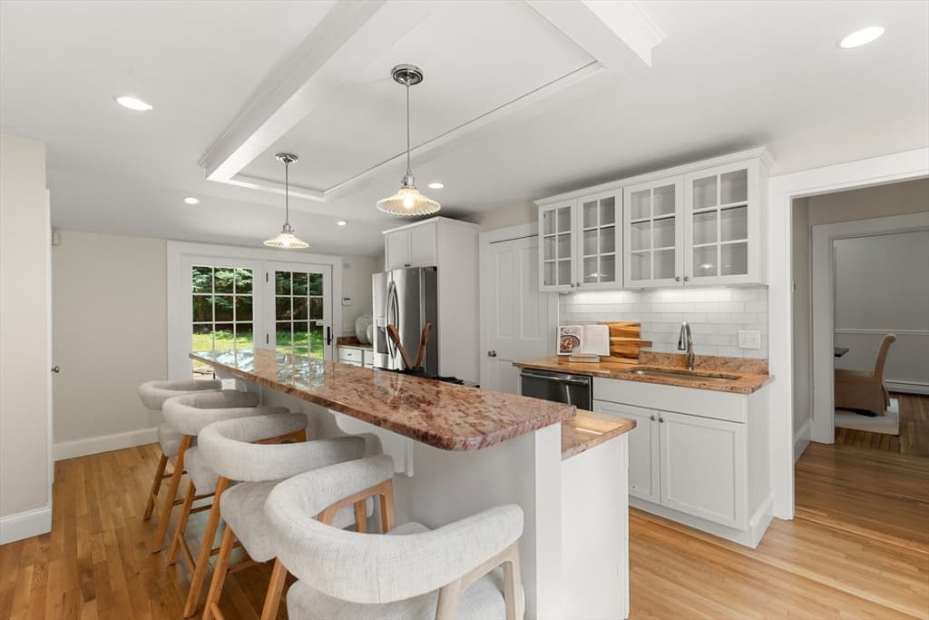109 Grove St, Lexington MA 02420 photo 8