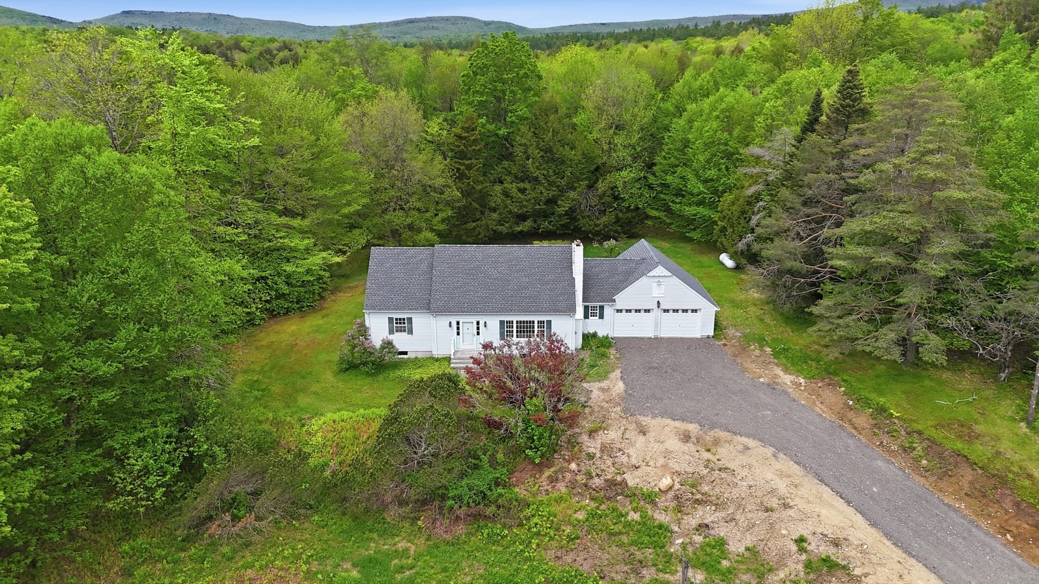 98 North Rd, Monroe MA 01350