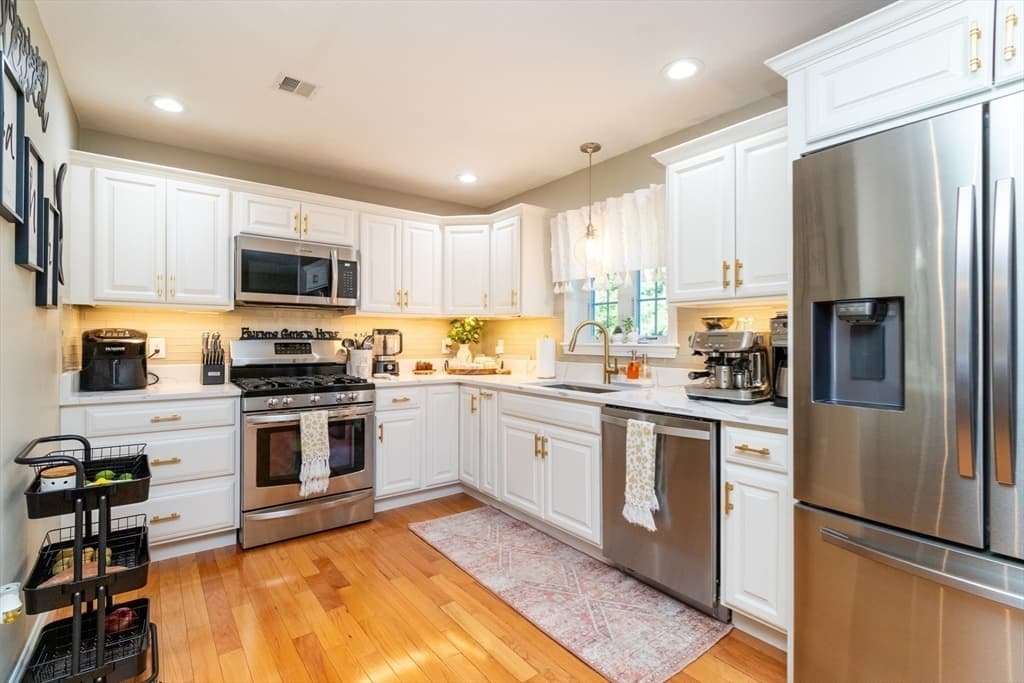 44 Brookside Dr # 44, Hanson MA 02341 photo 8