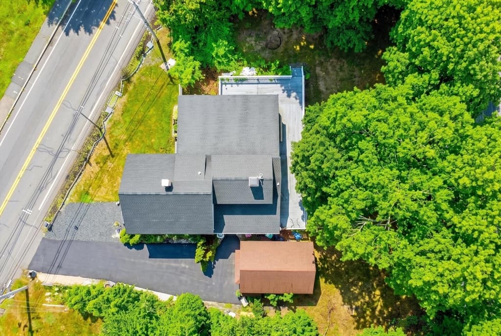 73 Wareham St, Middleboro MA 02346 photo 2
