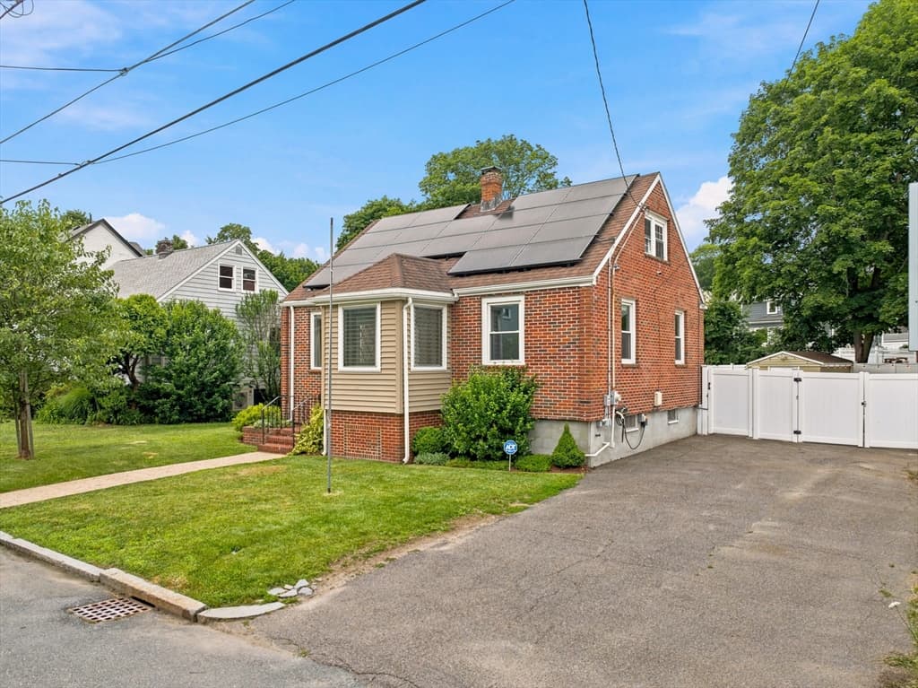 32 North Mountain, Melrose MA 02176