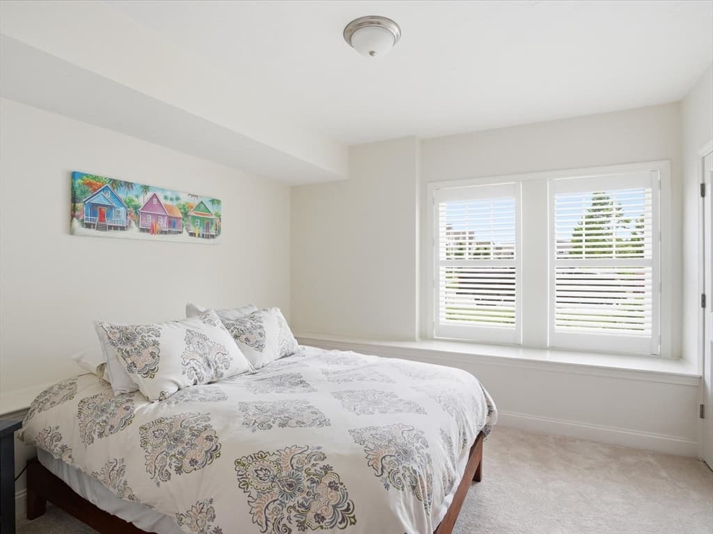 Single Family Residence at 2 Blackberry Ln, Plymouth MA 02360, Plymouth, photo 20 of 25
