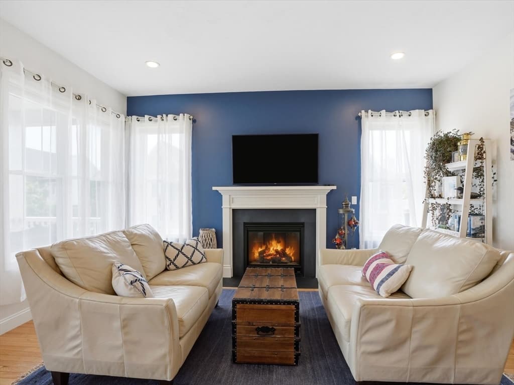 Single Family Residence at 2 Blackberry Ln, Plymouth MA 02360, Plymouth, photo 4 of 25