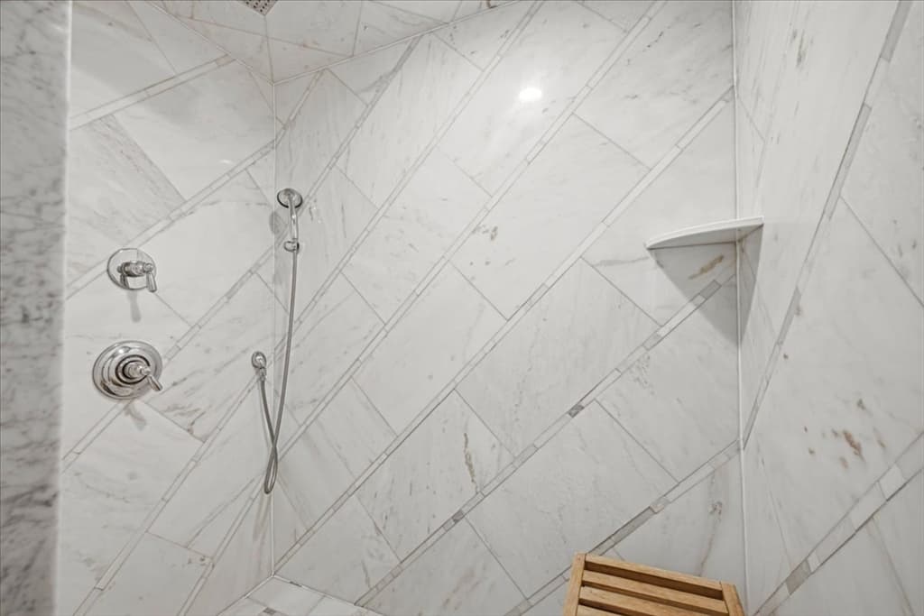 Condominium at 9 Park Street # 10, Boston MA 02122, Boston, photo 23 of 42