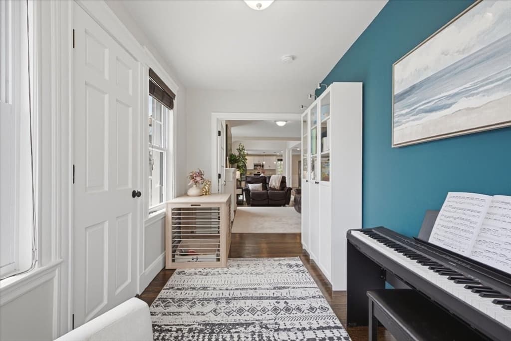 Condominium at 9 Park Street # 10, Boston MA 02122, Boston, photo 13 of 42