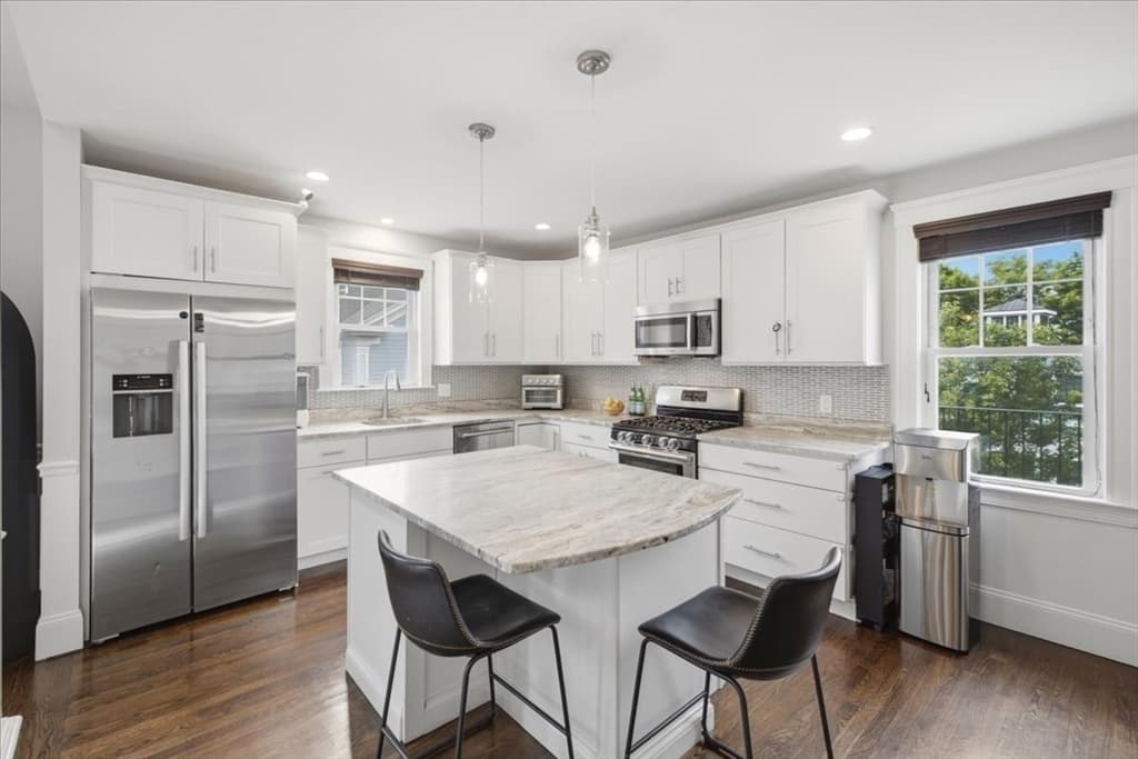 Condominium at 9 Park Street # 10, Boston MA 02122, Boston, photo 4 of 42