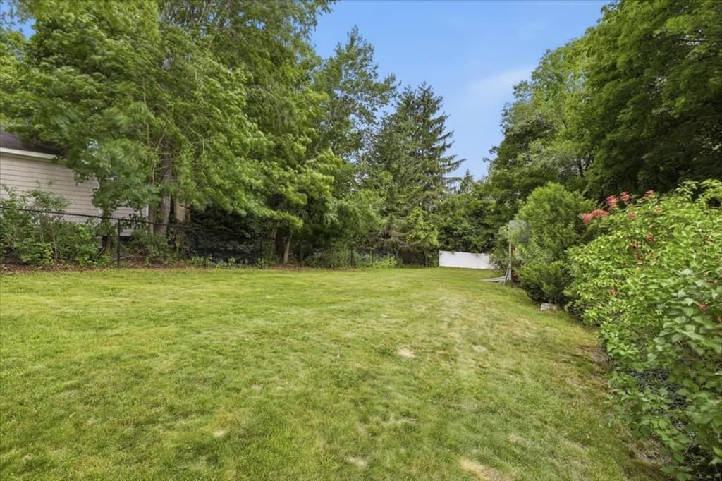 Single Family Residence at 19 West Elm St., Townsend MA 01474, Townsend, photo 7 of 35