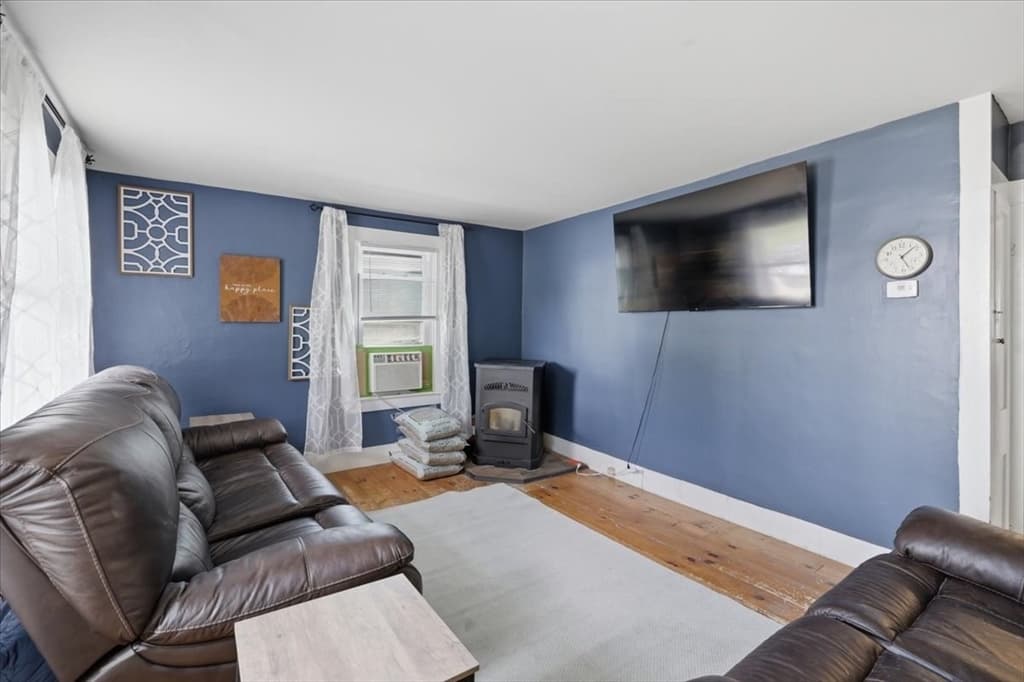 Single Family Residence at 19 West Elm St., Townsend MA 01474, Townsend, photo 14 of 35