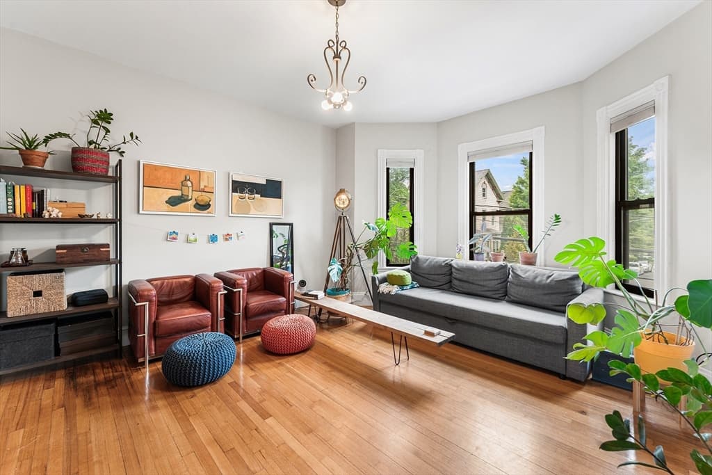 Condominium at 40 Rockview St # 3, Boston MA 02130, Boston, photo 2 of 17