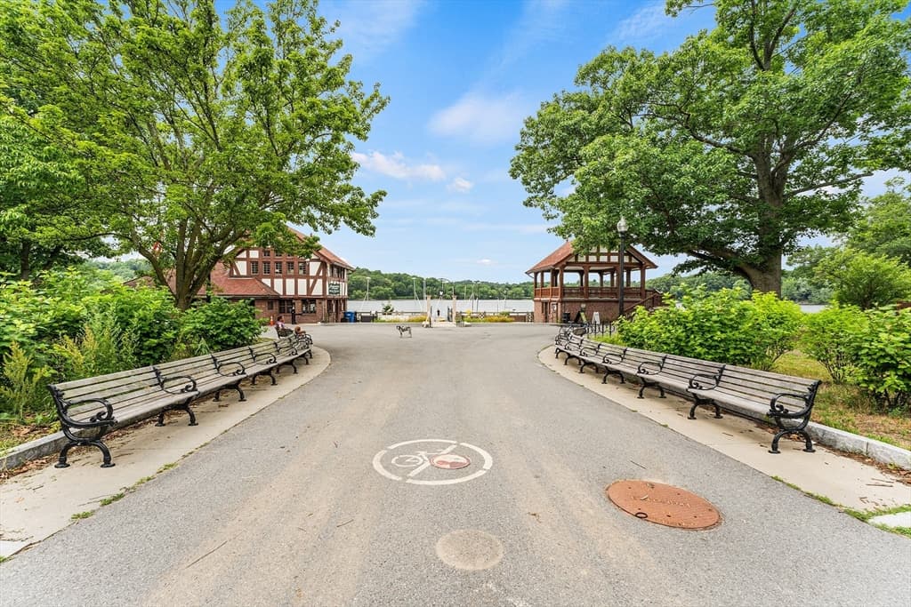 Condominium at 40 Rockview St # 3, Boston MA 02130, Boston, photo 16 of 17