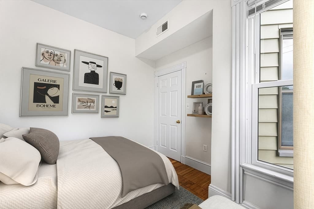 Condominium at 40 Rockview St # 3, Boston MA 02130, Boston, photo 11 of 17