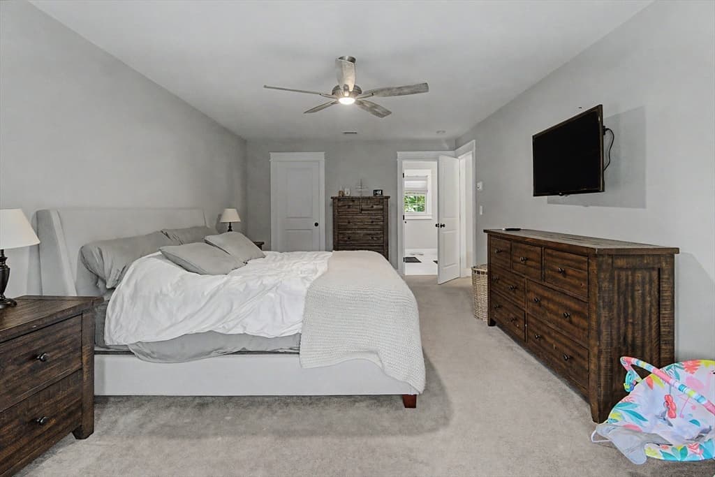 Single Family Residence at 377 Rebecca Rd, Northbridge MA 01588, photo 23 of 40