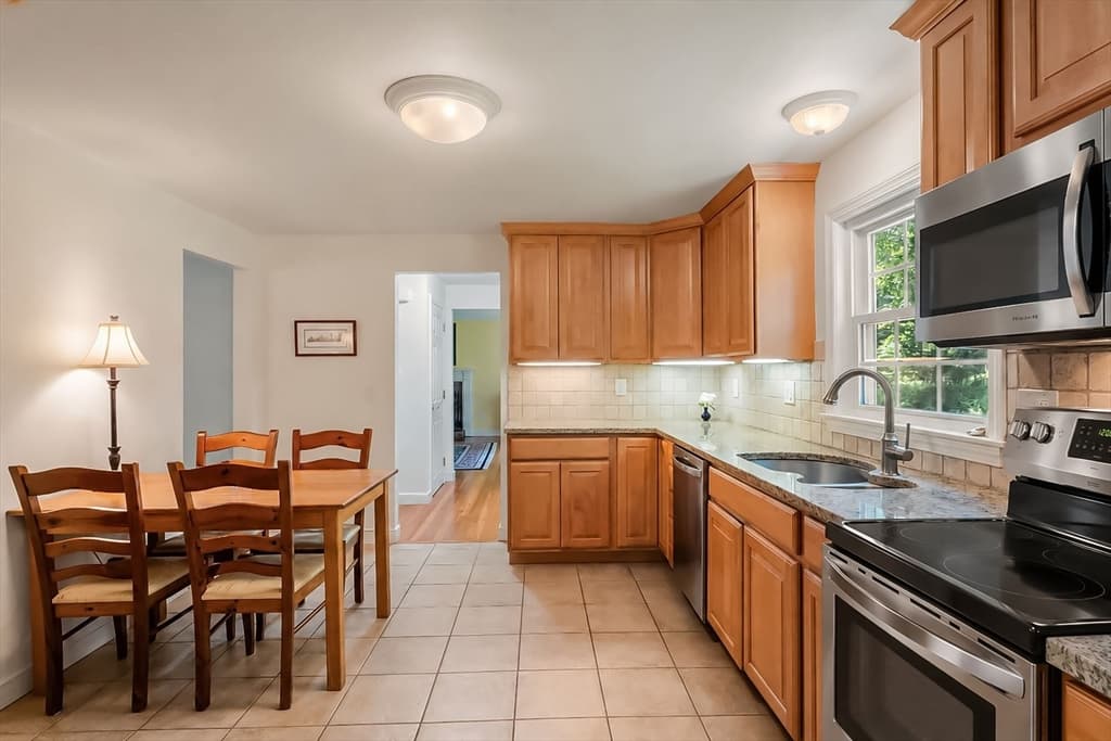 113 Newbridge Road, Sudbury MA 01776 photo 9