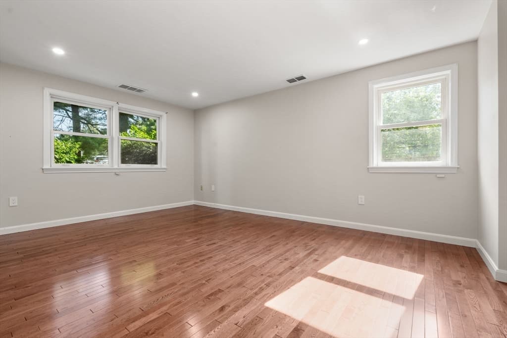 Condominium at 1216 Vfw Pkwy # 40, Boston MA 02132, Boston, photo 23 of 33
