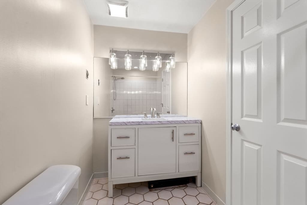 Condominium at 1216 Vfw Pkwy # 40, Boston MA 02132, Boston, photo 26 of 33