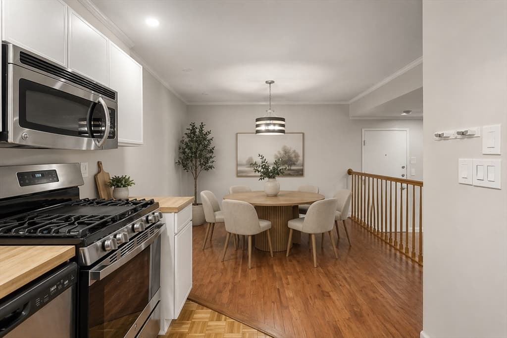 Condominium at 1216 Vfw Pkwy # 40, Boston MA 02132, Boston, photo 3 of 33