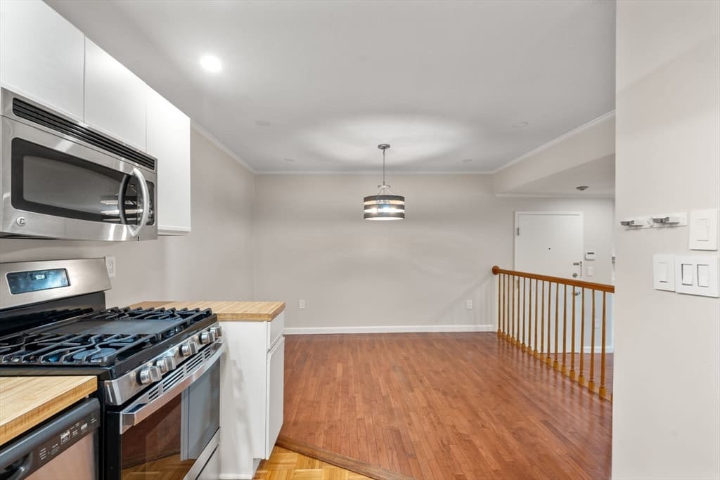 Condominium at 1216 Vfw Pkwy # 40, Boston MA 02132, Boston, photo 15 of 33